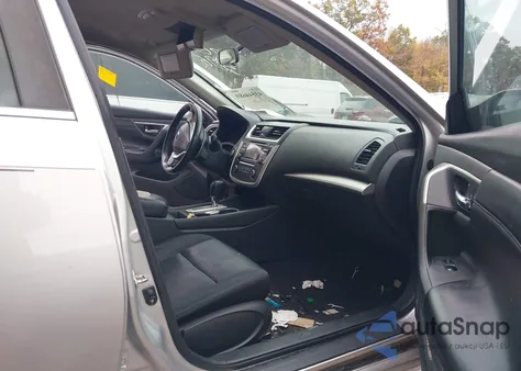 2016 Nissan Altima 2.5 Sr z USA, uszkodzony, nr VIN 1N4AL3AP0GC173296